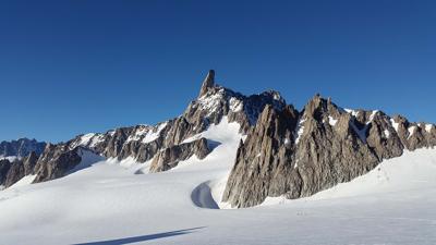 Aiguille de Rochefort (4.001m)