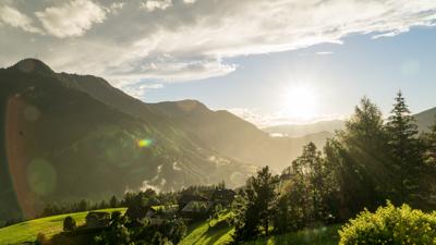 Wanderung zum Gipfel des Monte Corona