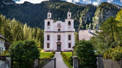 Folge dem Wasser zum Pinzgauer Dom
