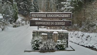Winterwanderung im Naturpark Falkenstein in Schwarzau im Gebirge