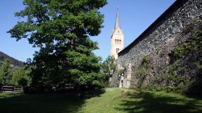 Rund um die Stadtmauer (D)