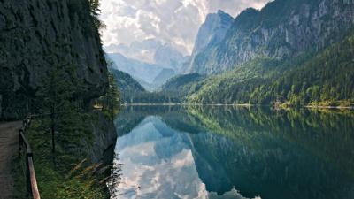 Russbach: Wanderung um den Gosausee