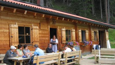 Lähn – Forstweg Bichlbacher Alm