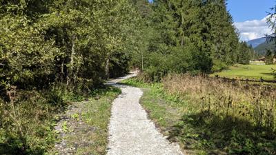 barrierefreier Rundweg Lahnwiesen