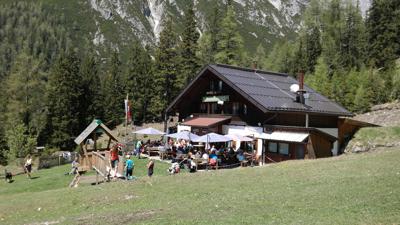 Lehnberghaus/Lacke