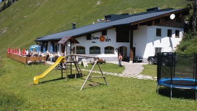Talstation Jöchelspitzbahn zur Sonnalm