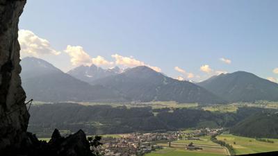 Kaiser Max-Grottensteig