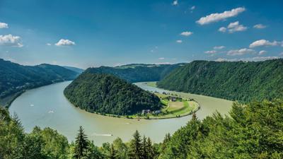 Zur Aussichtsplattform Schlögener Donaublick