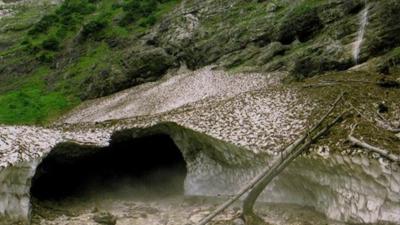 Zur Eiskapelle am Fuße des Wieserhörndl