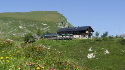 Zur Landsberger Hütte über die Gappenfeldalm in Tannheim