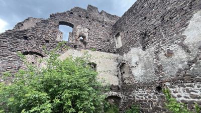 Ruine Leuchtenburg, Roßzähne