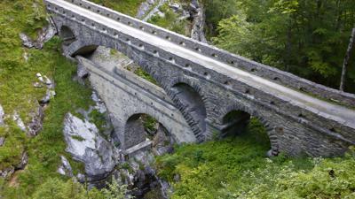 Fridolinshütte und Planurahütte