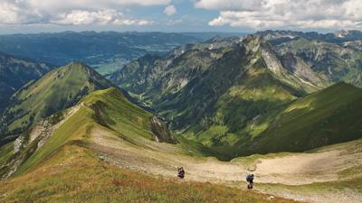 Kreuzeck und Rauheck, 2384 m