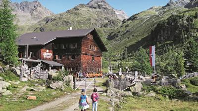 Lienzer Hütte und Glödis, 3206 m