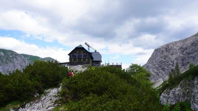 Karlhochkogel, 2096 m, und Fölzalm