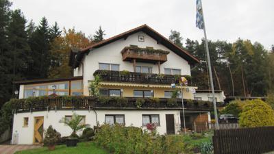 Felsenlabyrinth und Dachsriegel