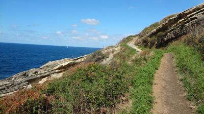 Steilküste beim Cabo de Higuer
