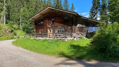Über die Schwarzbergklamm in die Almenwelt Lofer