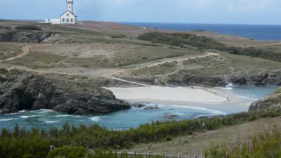 Le Palais-Pointe des Poulains Tour