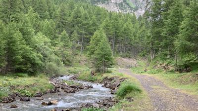 Aiguilles mit dem Mountainbike