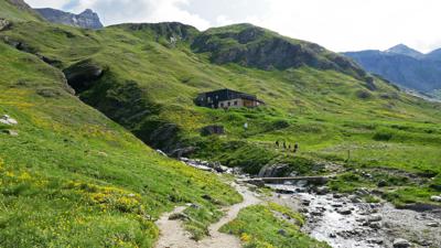 Von der Refuge de Prariond zur Refuge du Fond des Fours